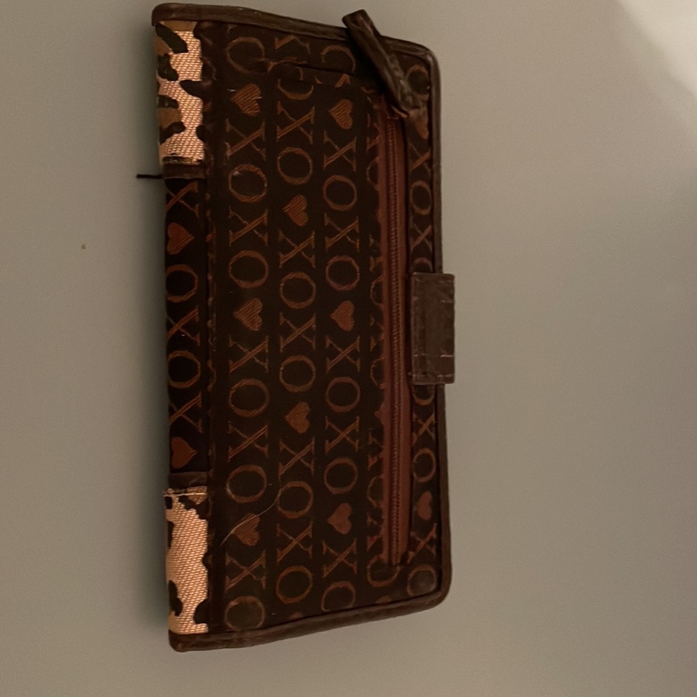 XOXO wallet - Picture 2 of 3